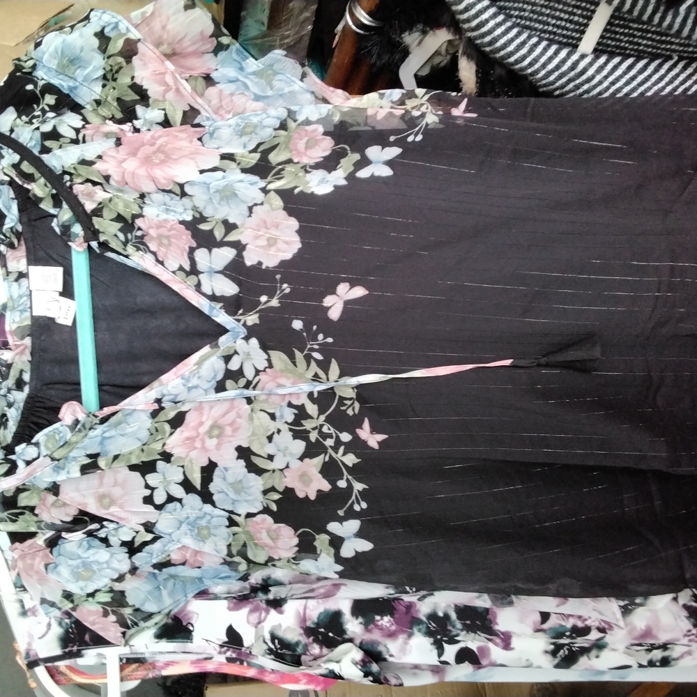 Pink and White Floral Notched Collar Blouse